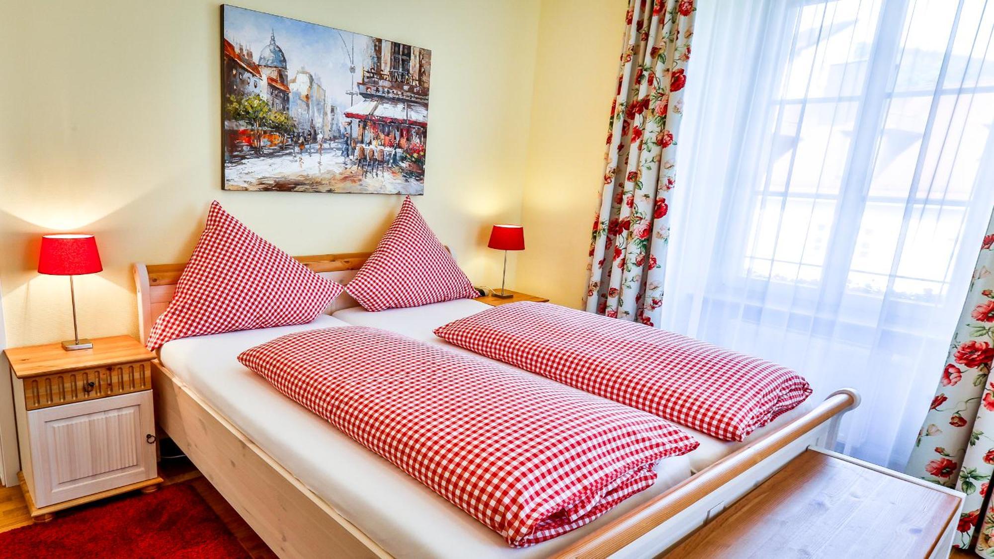 Hotel Zum Goldenen Loewen Baden-Baden Bilik gambar
