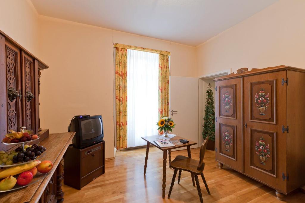 Hotel Zum Goldenen Loewen Baden-Baden Bilik gambar
